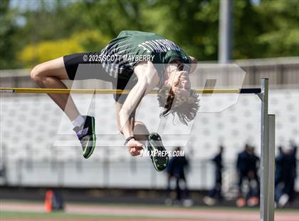Thumbnail 1 in GCC Track & Field Championships (Day 2) photogallery.