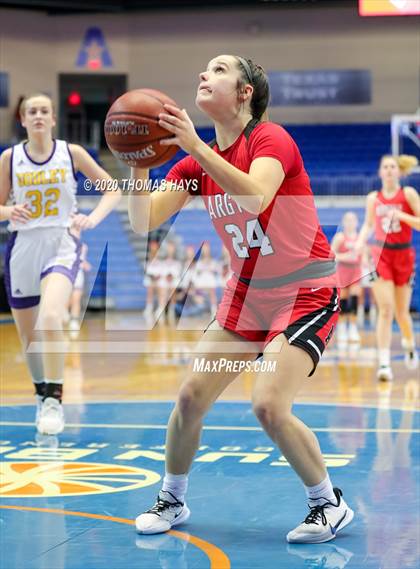 Thumbnail 3 in Argyle vs. Godley (UIL Class 4A Bi-District) photogallery.