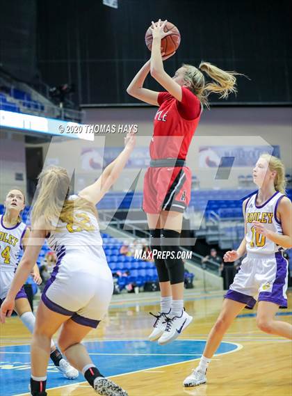 Thumbnail 2 in Argyle vs. Godley (UIL Class 4A Bi-District) photogallery.