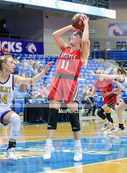 Thumbnail 2 in Argyle vs. Godley (UIL Class 4A Bi-District) photogallery.