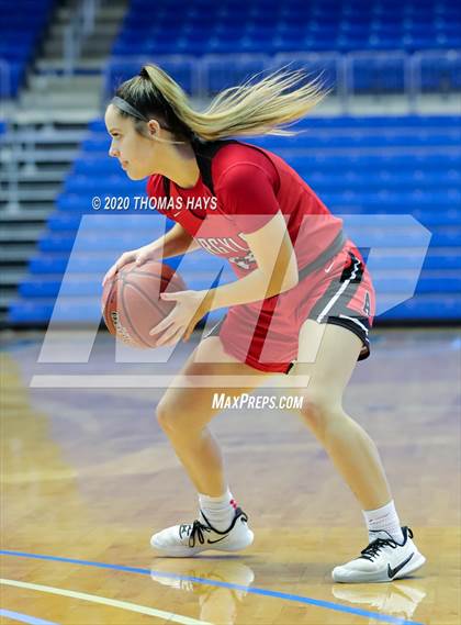 Thumbnail 2 in Argyle vs. Godley (UIL Class 4A Bi-District) photogallery.