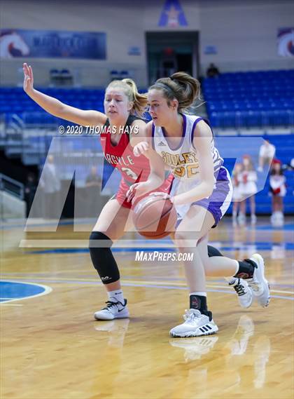 Thumbnail 2 in Argyle vs. Godley (UIL Class 4A Bi-District) photogallery.