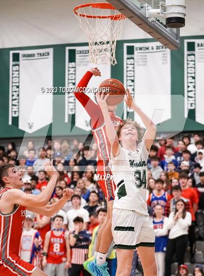 Thumbnail 1 in Somers @ Yorktown photogallery.