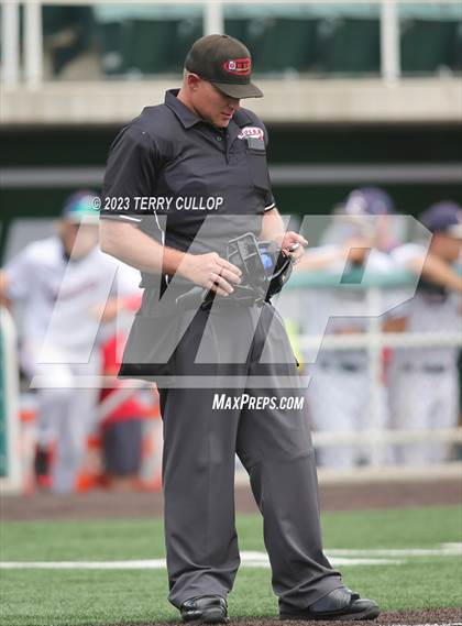 Thumbnail 3 in Green Canyon vs. Crimson Cliffs (UHSAA 4A Bracket Play) photogallery.