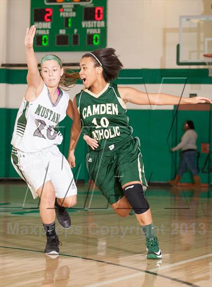 Thumbnail 3 in Camden Catholic @ Mainland Regional (Future Stars Shootout at the Shore) photogallery.