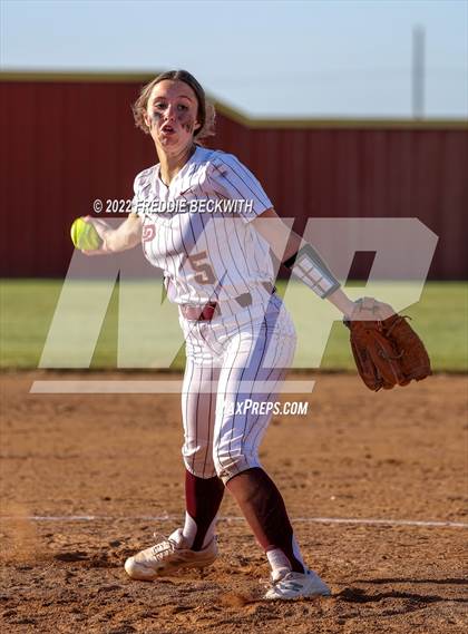 Thumbnail 3 in Alvord @ Collinsville photogallery.