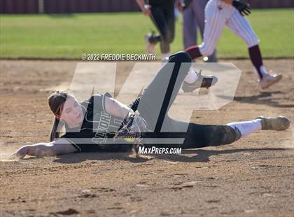Thumbnail 1 in Alvord @ Collinsville photogallery.