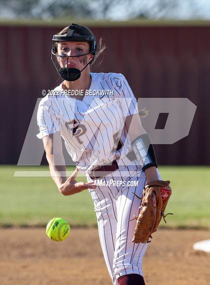 Thumbnail 2 in Alvord @ Collinsville photogallery.