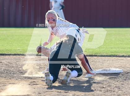 Thumbnail 2 in Alvord @ Collinsville photogallery.