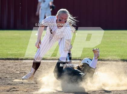 Thumbnail 3 in Alvord @ Collinsville photogallery.