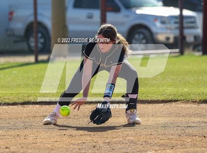 Thumbnail 2 in Alvord @ Collinsville photogallery.