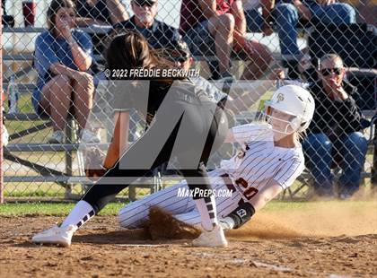 Thumbnail 3 in Alvord @ Collinsville photogallery.