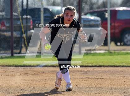 Thumbnail 1 in Alvord @ Collinsville photogallery.