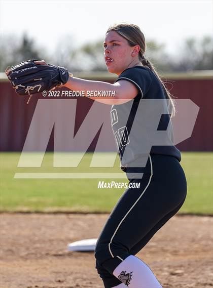 Thumbnail 3 in Alvord @ Collinsville photogallery.