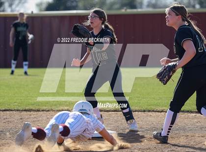 Thumbnail 3 in Alvord @ Collinsville photogallery.