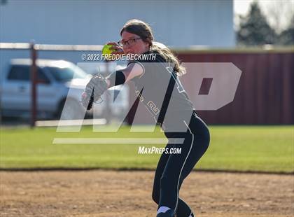 Thumbnail 3 in Alvord @ Collinsville photogallery.