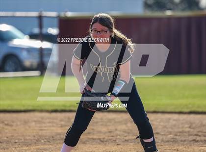Thumbnail 2 in Alvord @ Collinsville photogallery.