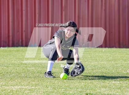 Thumbnail 2 in Alvord @ Collinsville photogallery.