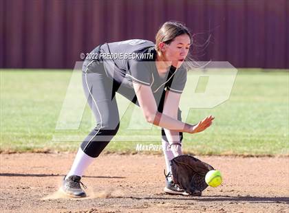 Thumbnail 1 in Alvord @ Collinsville photogallery.