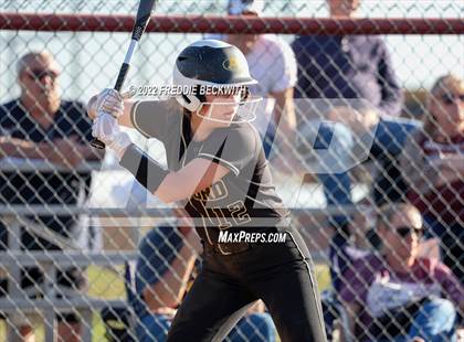 Thumbnail 2 in Alvord @ Collinsville photogallery.