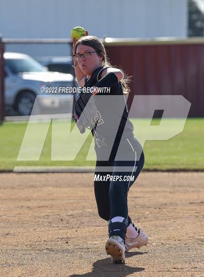 Thumbnail 1 in Alvord @ Collinsville photogallery.