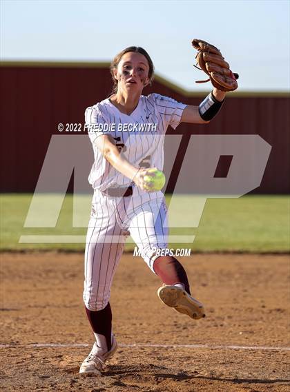 Thumbnail 1 in Alvord @ Collinsville photogallery.