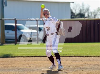 Thumbnail 2 in Alvord @ Collinsville photogallery.