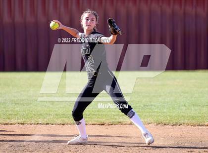 Thumbnail 2 in Alvord @ Collinsville photogallery.