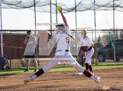 Thumbnail 3 in Alvord @ Collinsville photogallery.