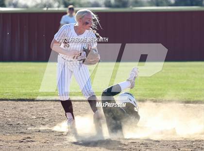 Thumbnail 1 in Alvord @ Collinsville photogallery.
