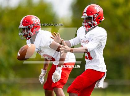 Thumbnail 1 in FR: Northridge @ Centerville photogallery.