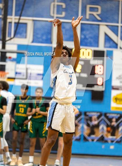 Thumbnail 1 in Apex @ Panther Creek photogallery.