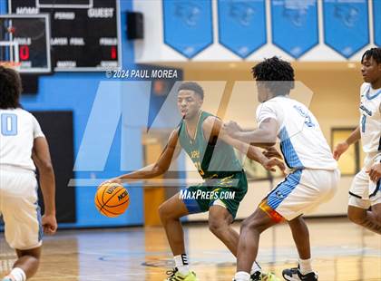 Thumbnail 3 in Apex @ Panther Creek photogallery.