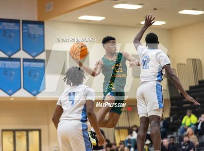 Thumbnail 2 in Apex @ Panther Creek photogallery.