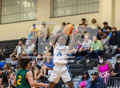 Thumbnail 1 in Apex @ Panther Creek photogallery.