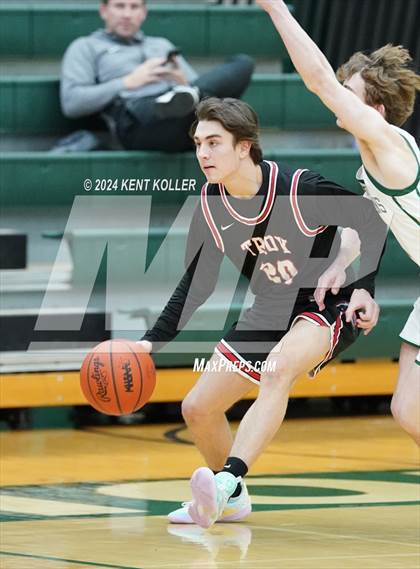 Thumbnail 3 in Troy @ Lake Orion photogallery.
