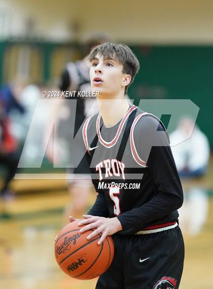 Thumbnail 2 in Troy @ Lake Orion photogallery.