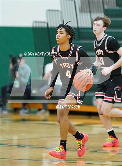 Thumbnail 2 in Troy @ Lake Orion photogallery.