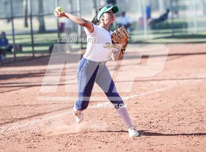 Thumbnail 3 in Yuma Catholic vs. Trivium Prep photogallery.