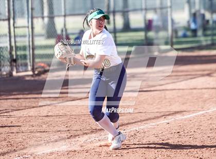 Thumbnail 3 in Yuma Catholic vs. Trivium Prep photogallery.