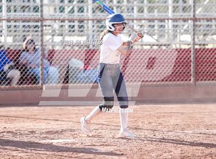 Thumbnail 3 in Yuma Catholic vs. Trivium Prep photogallery.