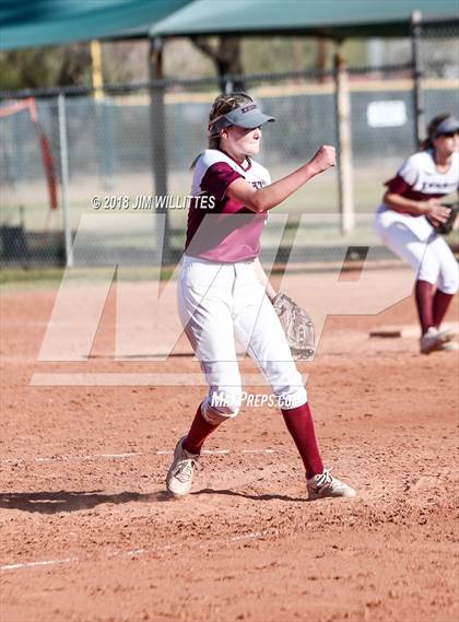 Thumbnail 3 in Yuma Catholic vs. Trivium Prep photogallery.