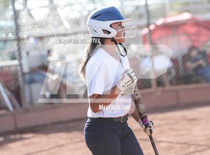 Thumbnail 3 in Yuma Catholic vs. Trivium Prep photogallery.
