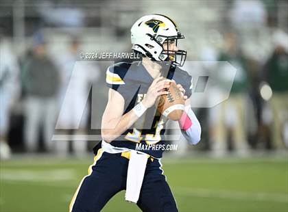 Thumbnail 2 in Malvern vs. Hillsdale (OHSAA Division 7 Regional Semifinal) photogallery.