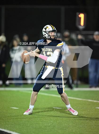Thumbnail 2 in Malvern vs. Hillsdale (OHSAA Division 7 Regional Semifinal) photogallery.