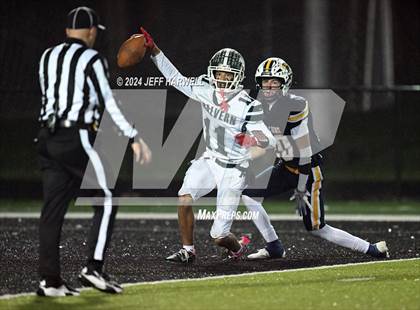 Thumbnail 3 in Malvern vs. Hillsdale (OHSAA Division 7 Regional Semifinal) photogallery.