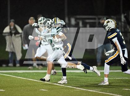 Thumbnail 1 in Malvern vs. Hillsdale (OHSAA Division 7 Regional Semifinal) photogallery.