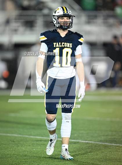 Thumbnail 2 in Malvern vs. Hillsdale (OHSAA Division 7 Regional Semifinal) photogallery.