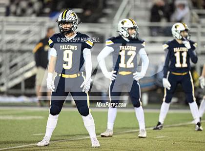 Thumbnail 1 in Malvern vs. Hillsdale (OHSAA Division 7 Regional Semifinal) photogallery.