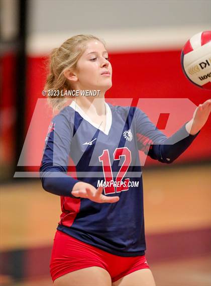 Thumbnail 3 in Kent Denver vs Jefferson Academy photogallery.